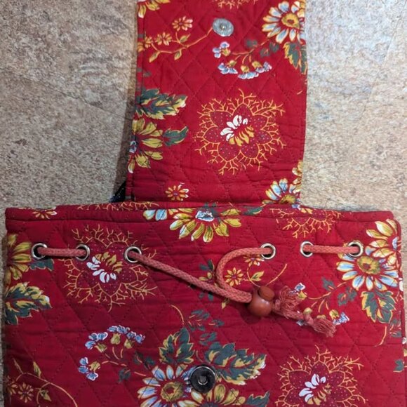 Flower Backpack - Picture 2 of 4